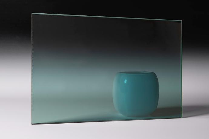 Laguna - Color Transparent Glass - sample