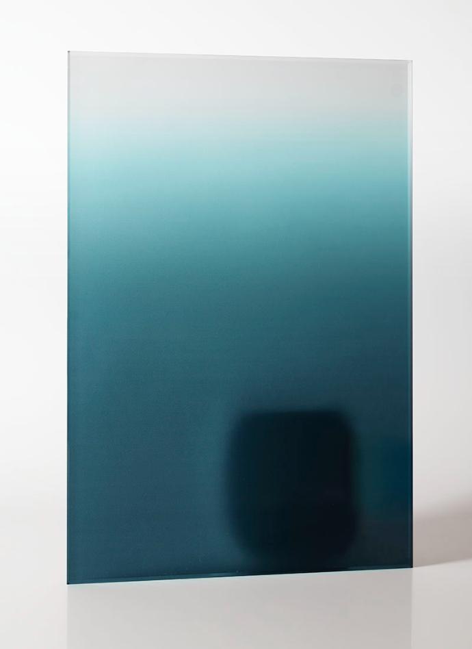 Aquamarine Ombre Frosted Glass - sample